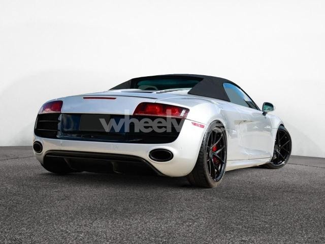 2011 AUDI R8 5.2 QUATTRO (VIN WUAVNAFGXBN000629) main photo