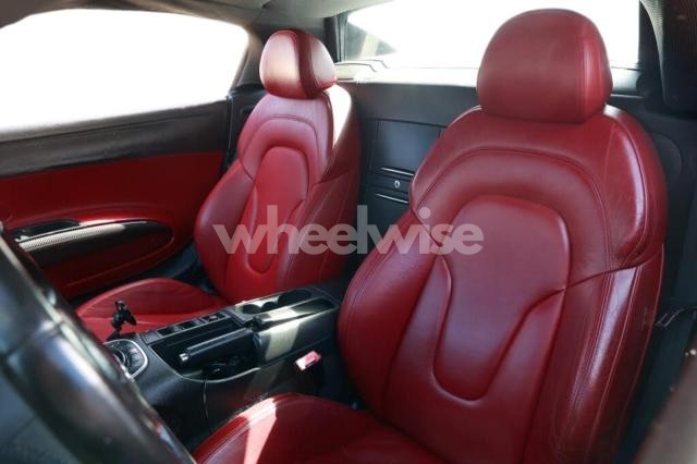 Photo 7 of 2011 AUDI R8 5.2 QUATTRO (VIN WUAVNAFGXBN000629)