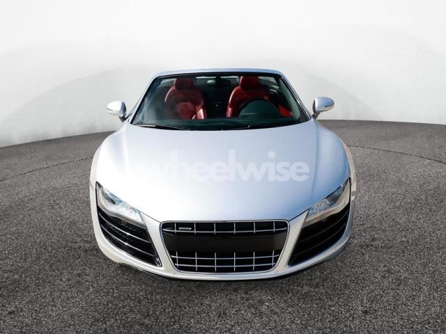 Photo 8 of 2011 AUDI R8 5.2 QUATTRO (VIN WUAVNAFGXBN000629)