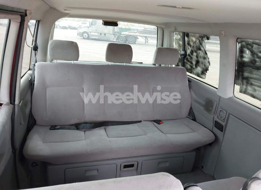 Photo 8 of 1999 Volkswagen Eurovan MV (VIN WV2MH2701XH001411)