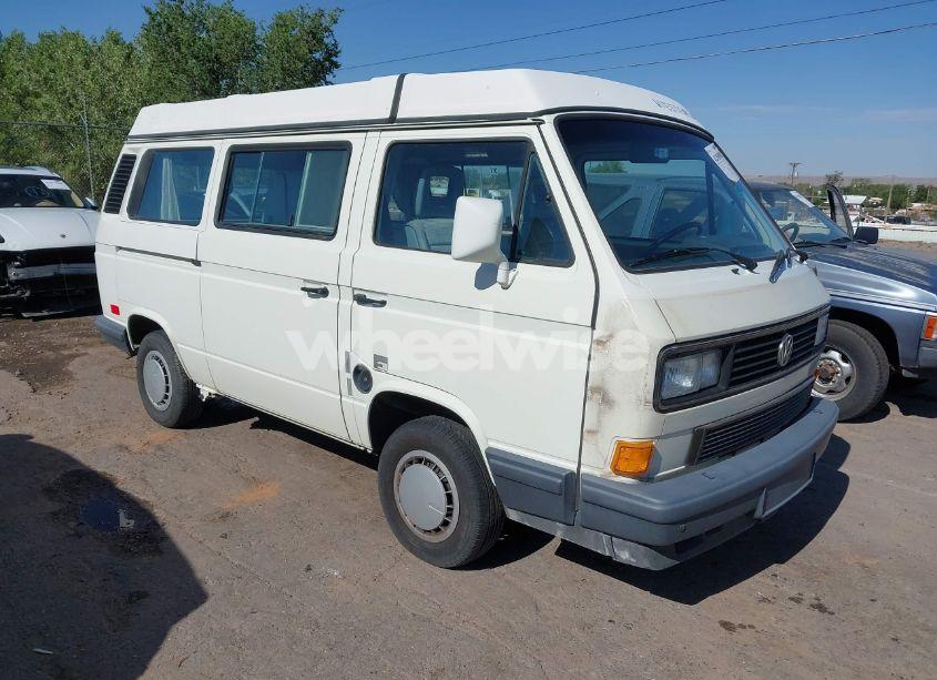 1990 Volkswagen Vanagon CAMPMOBILE (VIN WV2ZB0251LH069524) main photo