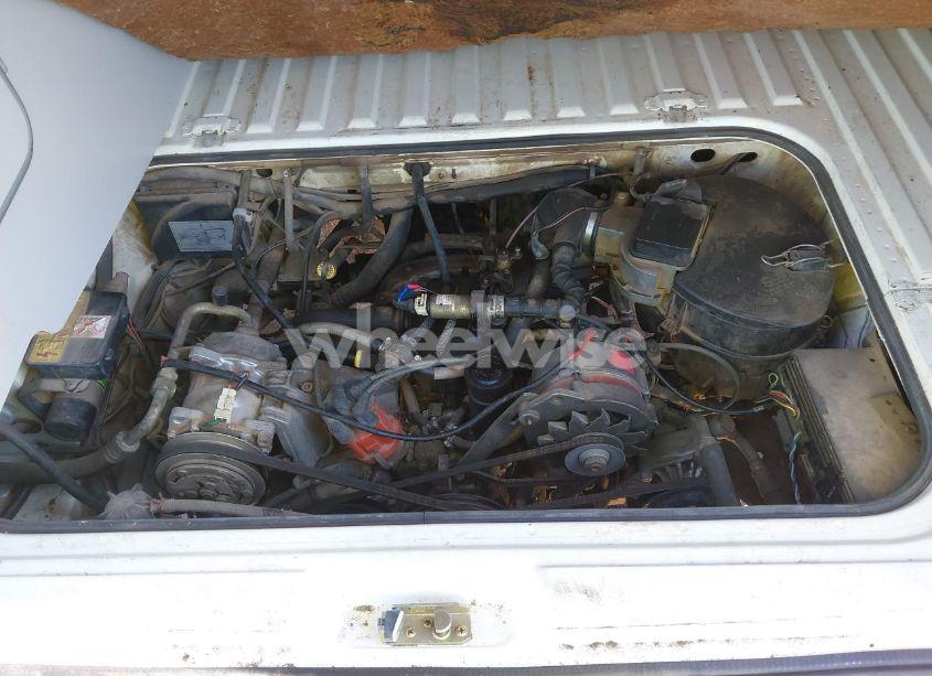 Photo 10 of 1990 Volkswagen Vanagon CAMPMOBILE (VIN WV2ZB0251LH069524)