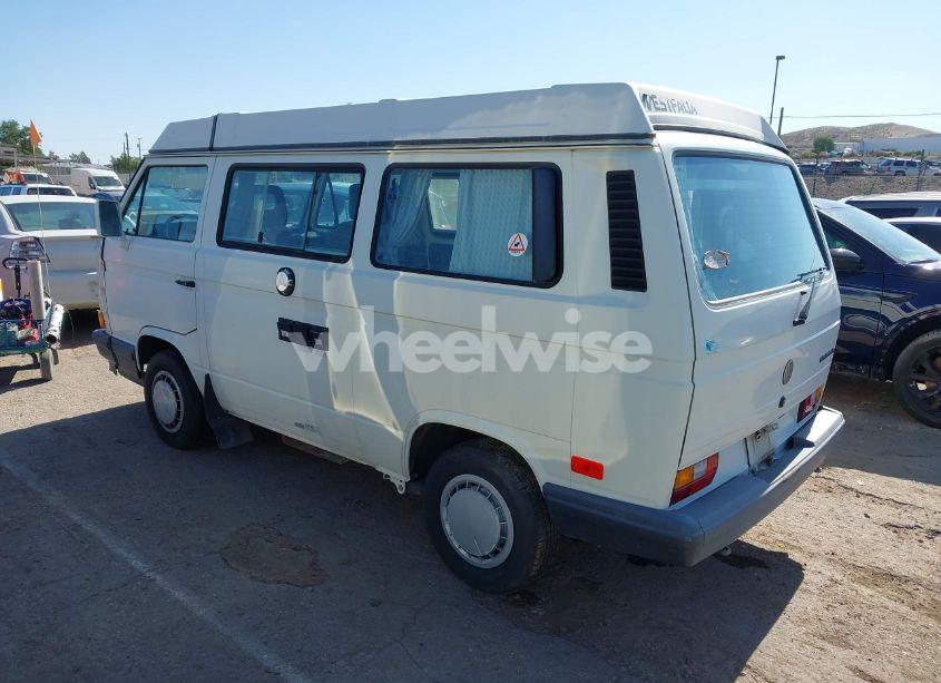 Photo 3 of 1990 Volkswagen Vanagon CAMPMOBILE (VIN WV2ZB0251LH069524)