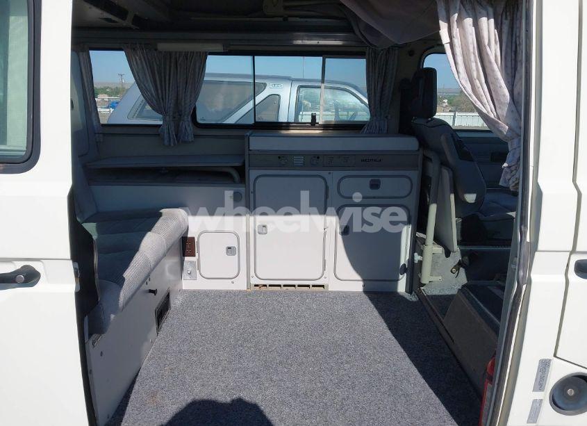 Photo 8 of 1990 Volkswagen Vanagon CAMPMOBILE (VIN WV2ZB0251LH069524)