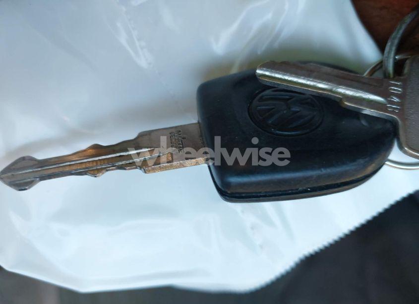 Photo 10 of 1998 Volkswagen Eurovan (VIN WV3AH8708VH145357)