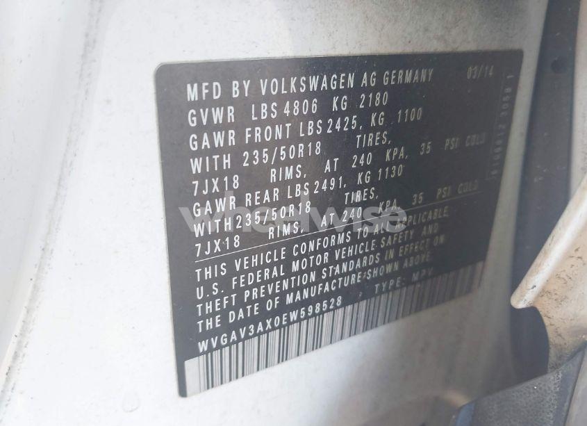 Photo 9 of 2014 Volkswagen Tiguan SE (VIN WVGAV3AX0EW598528)