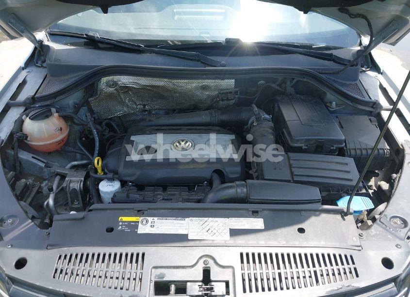 Photo 10 of 2014 Volkswagen Tiguan SEL (VIN WVGAV3AX2EW557480)