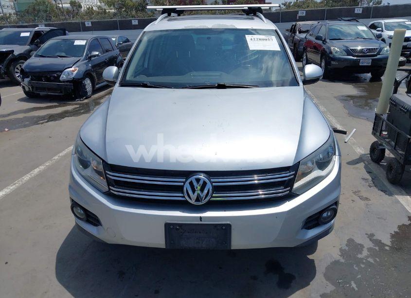 Photo 12 of 2014 Volkswagen Tiguan SEL (VIN WVGAV3AX2EW557480)