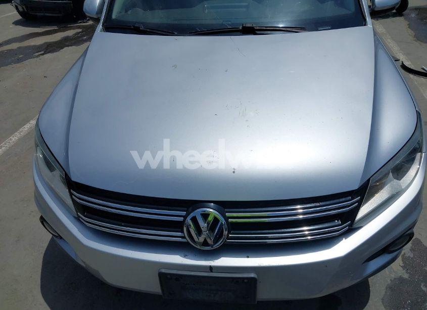 Photo 6 of 2014 Volkswagen Tiguan SEL (VIN WVGAV3AX2EW557480)