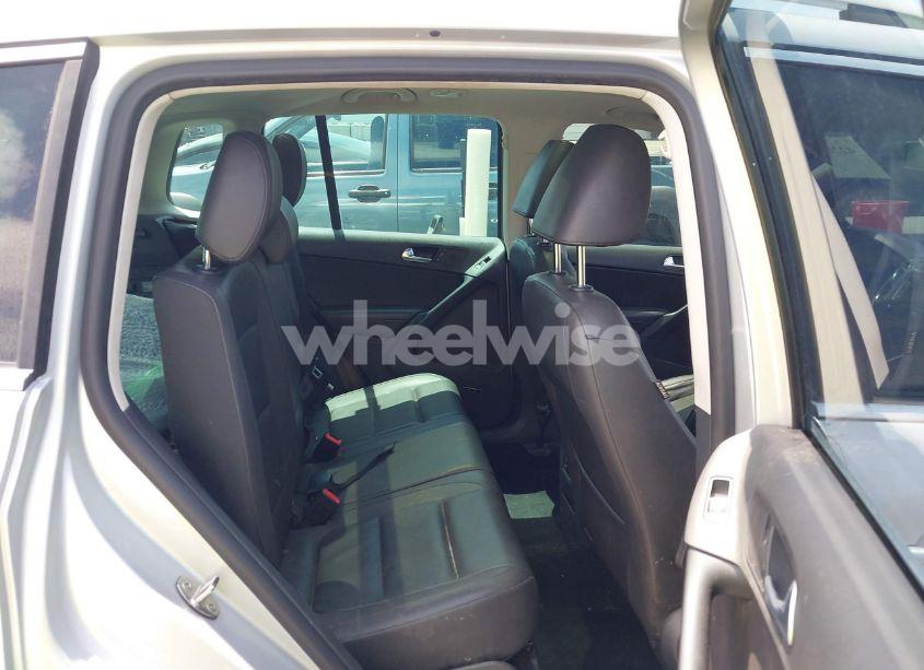 Photo 8 of 2014 Volkswagen Tiguan SEL (VIN WVGAV3AX2EW557480)