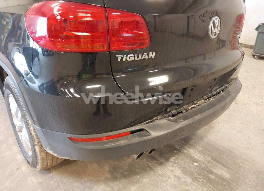 Photo 12 of 2014 Volkswagen Tiguan S (VIN WVGAV3AX9EW614094)