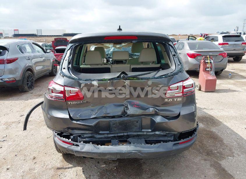 Photo 16 of 2014 Volkswagen Tiguan SE (VIN WVGAV3AXXEW507569)