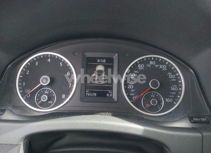 Photo 7 of 2016 Volkswagen Tiguan S (VIN WVGAV7AX2GW501100)