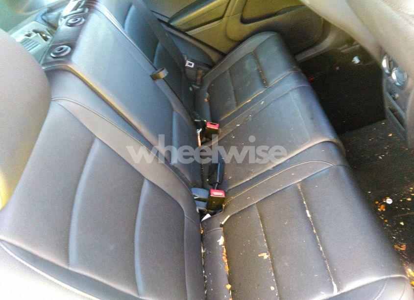 Photo 8 of 2016 Volkswagen Tiguan R-LINE (VIN WVGAV7AX3GW008476)