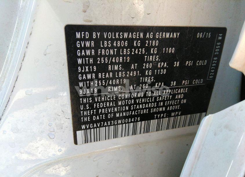 Photo 9 of 2016 Volkswagen Tiguan R-LINE (VIN WVGAV7AX3GW008476)