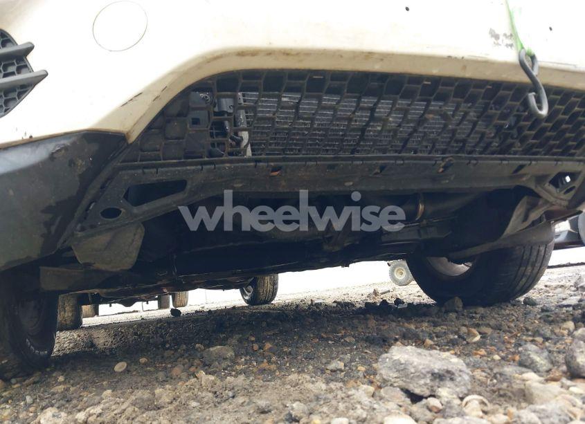 Photo 12 of 2012 Volkswagen Tiguan S (VIN WVGAV7AX4CW546713)