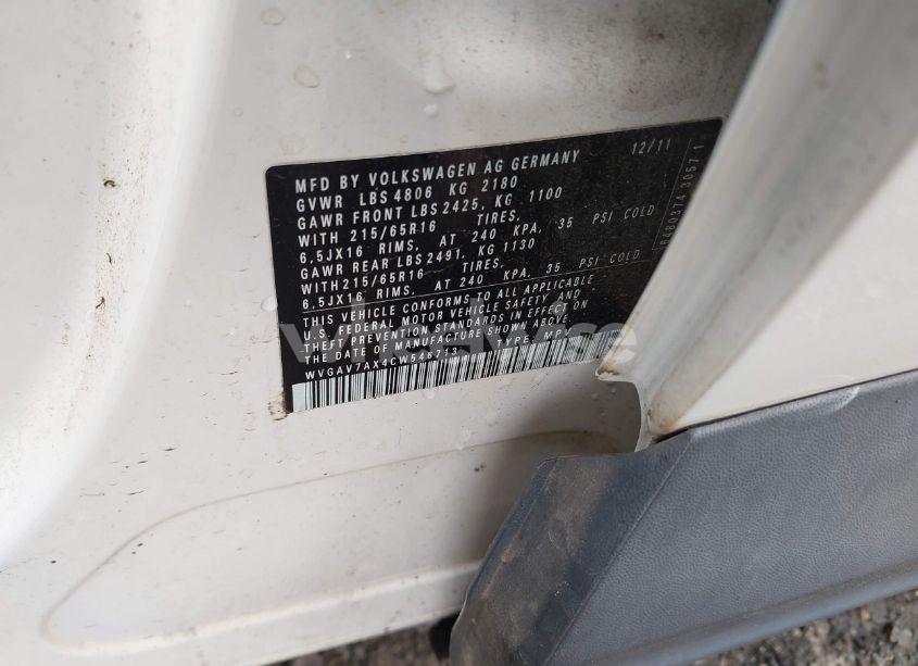 Photo 9 of 2012 Volkswagen Tiguan S (VIN WVGAV7AX4CW546713)