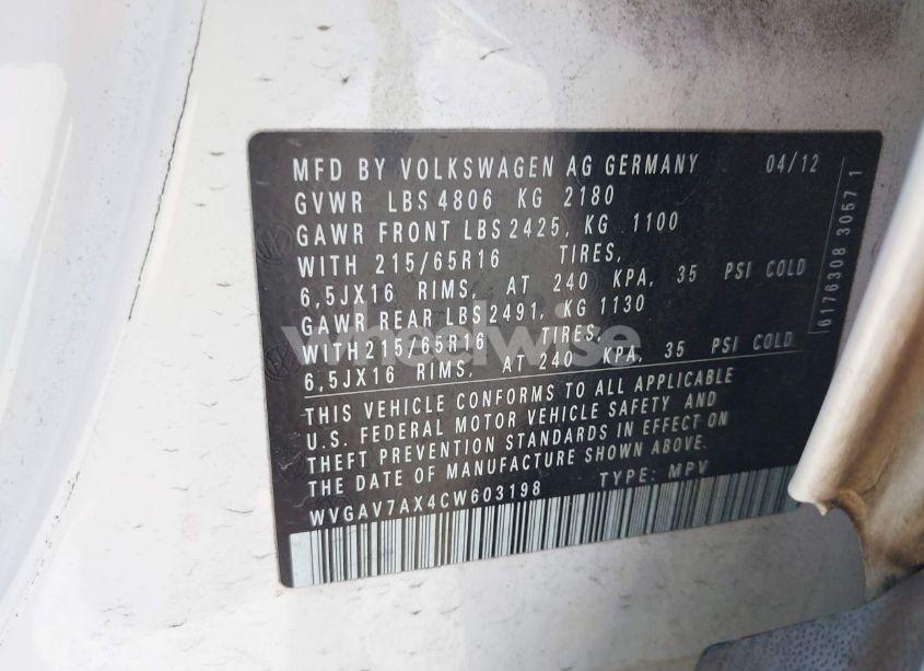 Photo 9 of 2012 Volkswagen Tiguan S (VIN WVGAV7AX4CW603198)