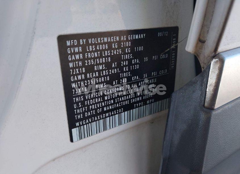 Photo 9 of 2013 Volkswagen Tiguan SE (VIN WVGAV7AX5DW545202)