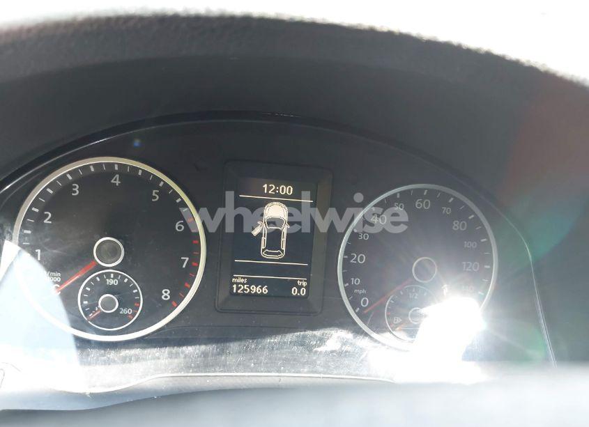 Photo 7 of 2012 Volkswagen Tiguan S (VIN WVGAV7AX6CW000592)
