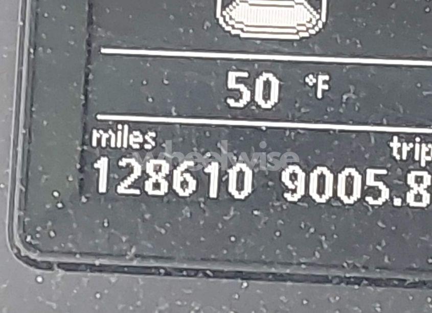 Photo 15 of 2011 Volkswagen Tiguan SEL (VIN WVGAV7AX7BW516541)