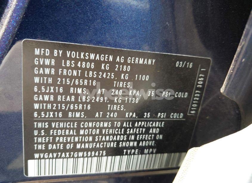 Photo 9 of 2016 Volkswagen Tiguan S (VIN WVGAV7AX7GW599475)