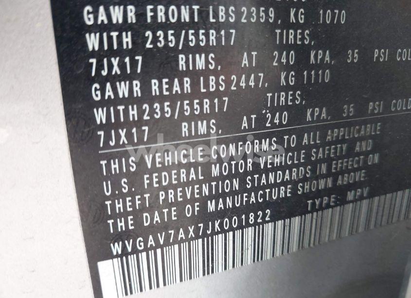 Photo 9 of 2018 Volkswagen Tiguan LIMITED 2.0T (VIN WVGAV7AX7JK001822)