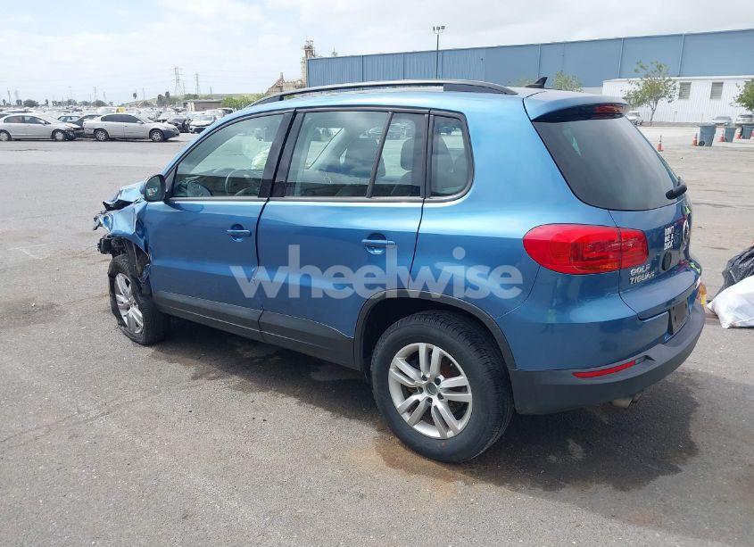 Photo 3 of 2017 Volkswagen Tiguan 2.0T S (VIN WVGAV7AX9HW501872)