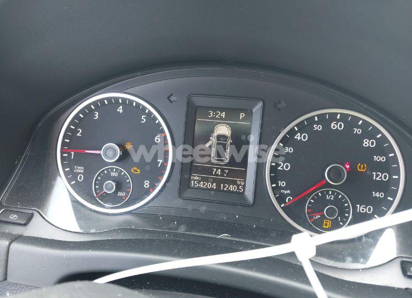 Photo 7 of 2012 Volkswagen Tiguan S (VIN WVGAV7AXXCW588657)