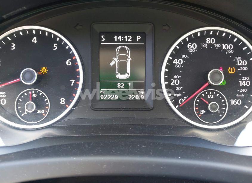 Photo 15 of 2016 Volkswagen Tiguan SE (VIN WVGAV7AXXGW537679)