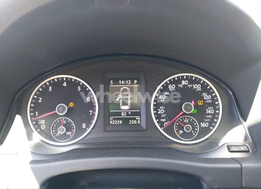 Photo 7 of 2016 Volkswagen Tiguan SE (VIN WVGAV7AXXGW537679)