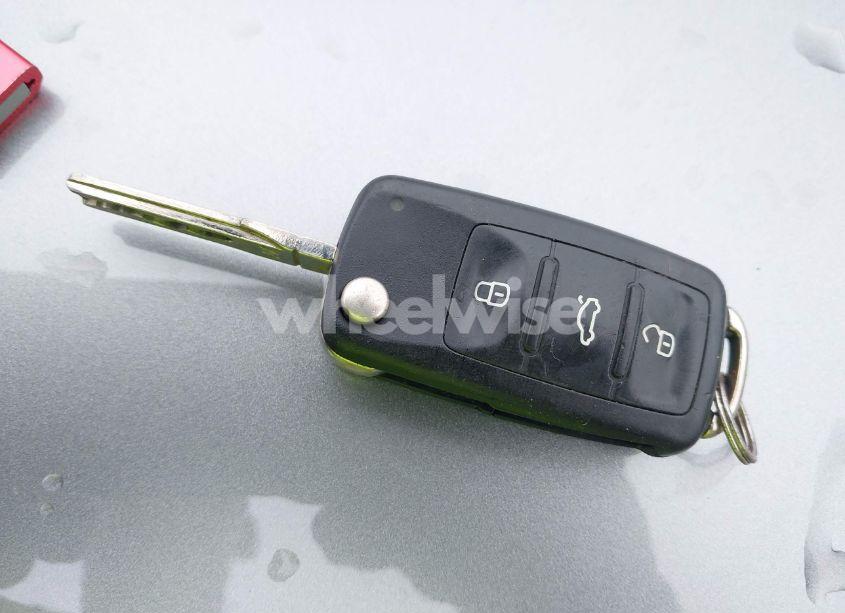 Photo 11 of 2014 Volkswagen Tiguan S (VIN WVGBV3AX0EW551097)