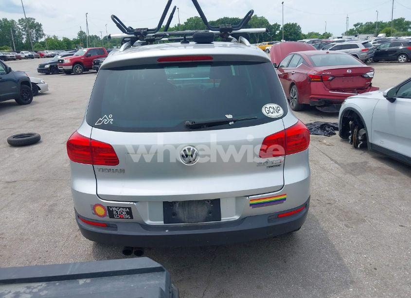 Photo 15 of 2014 Volkswagen Tiguan SEL (VIN WVGBV3AX3EW546525)