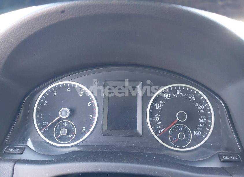 Photo 14 of 2014 Volkswagen Tiguan SE (VIN WVGBV3AX4EW526347)