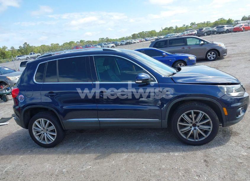 Photo 13 of 2014 Volkswagen Tiguan SE (VIN WVGBV3AX4EW544881)