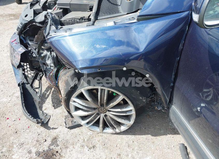 Photo 6 of 2014 Volkswagen Tiguan SE (VIN WVGBV3AX4EW544881)