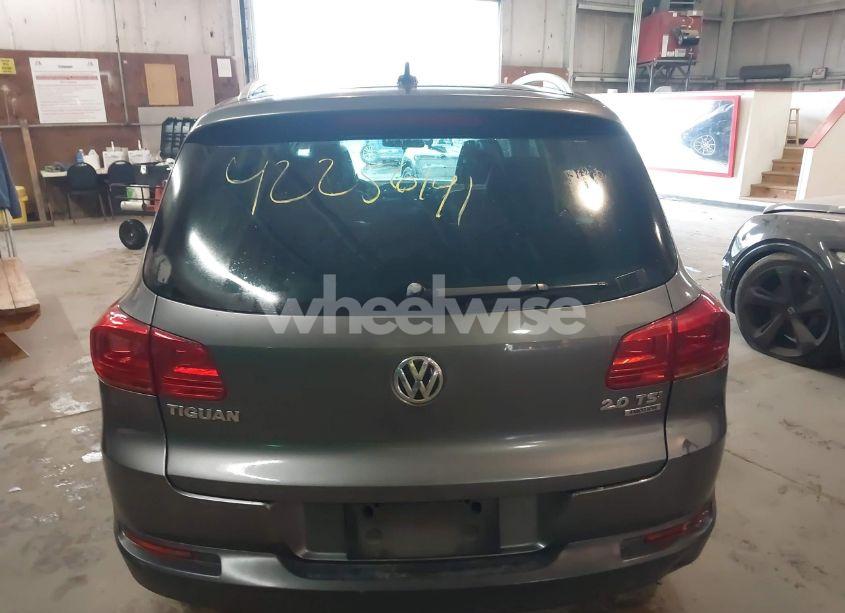 Photo 16 of 2014 Volkswagen Tiguan SEL (VIN WVGBV3AX6EW545157)