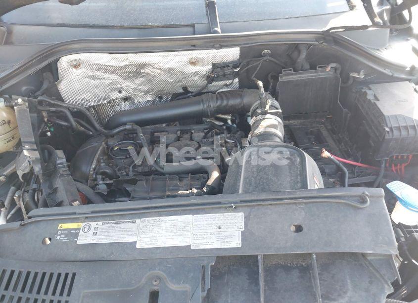 Photo 10 of 2014 Volkswagen Tiguan R-LINE (VIN WVGBV3AX7EW545538)