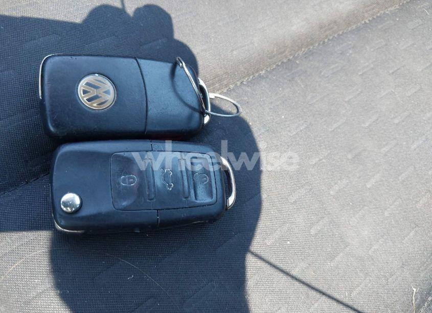 Photo 11 of 2009 Volkswagen Tiguan SE (VIN WVGBV75N09W533074)