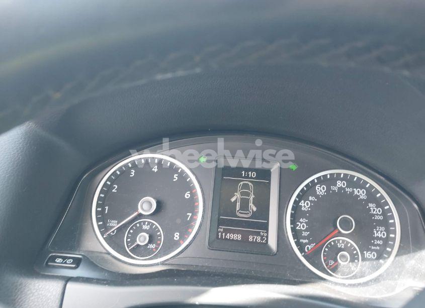 Photo 7 of 2016 Volkswagen Tiguan S (VIN WVGBV7AX0GW574602)