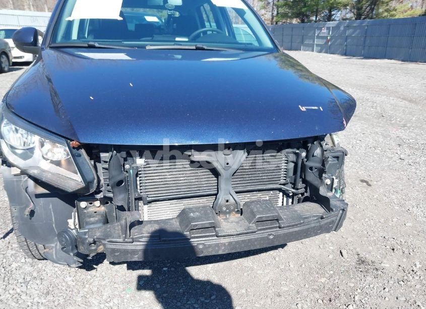 Photo 6 of 2012 Volkswagen Tiguan S (VIN WVGBV7AX1CW531123)