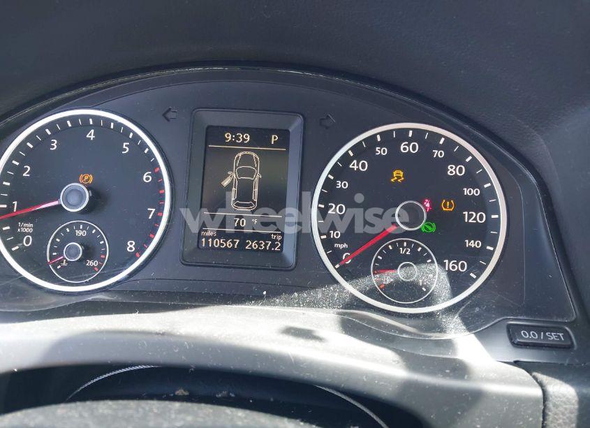 Photo 7 of 2011 Volkswagen Tiguan SE (VIN WVGBV7AX2BW501353)