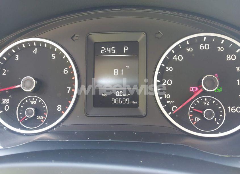 Photo 7 of 2011 Volkswagen Tiguan S (VIN WVGBV7AX2BW526723)