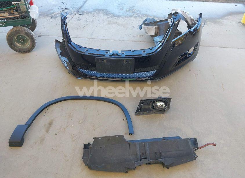 Photo 12 of 2011 Volkswagen Tiguan SE (VIN WVGBV7AX3BW557852)