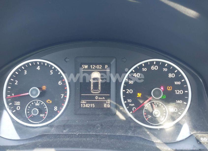 Photo 7 of 2012 Volkswagen Tiguan SEL (VIN WVGBV7AX3CW604086)