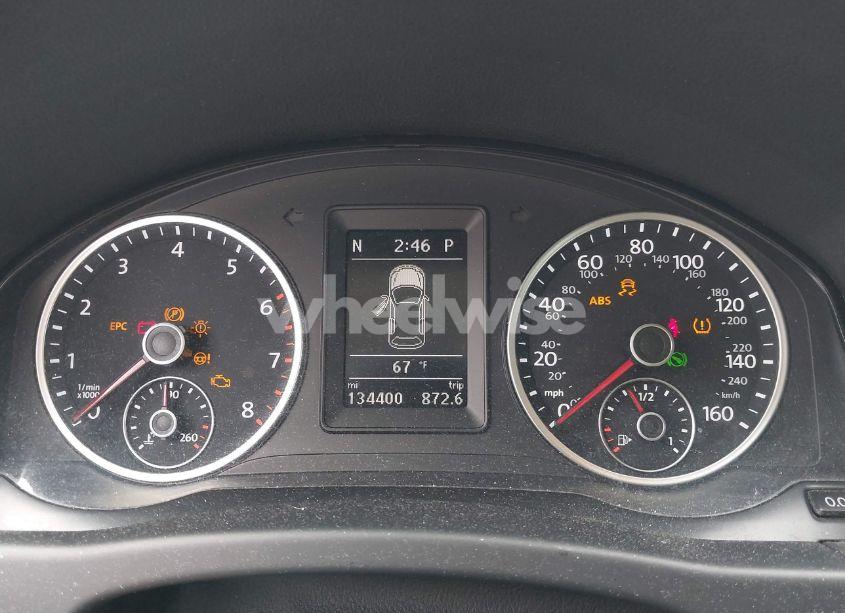 Photo 15 of 2015 Volkswagen Tiguan S (VIN WVGBV7AX3FW588413)