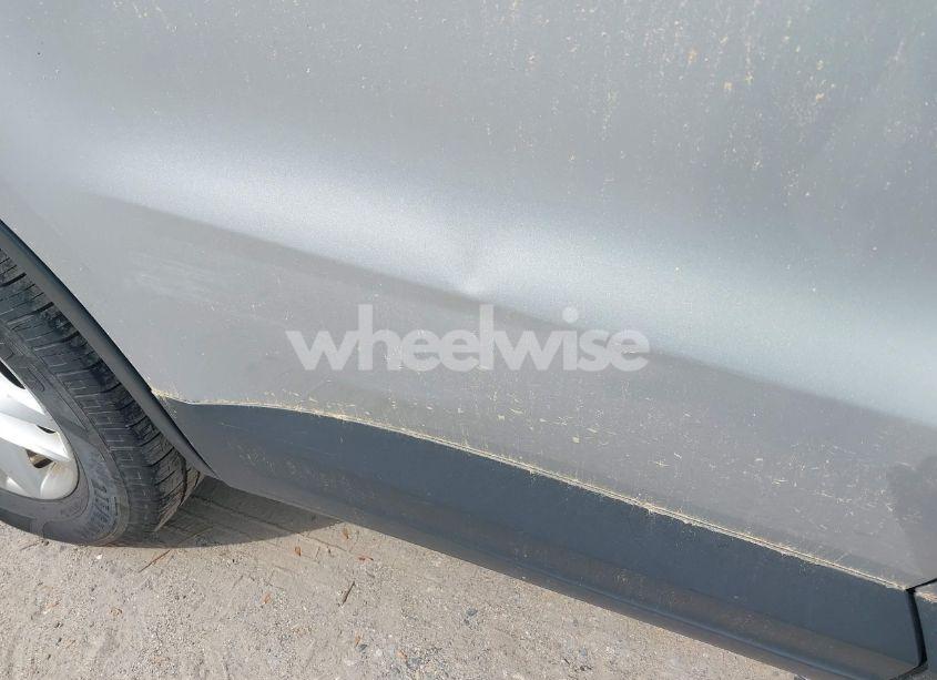 Photo 6 of 2011 Volkswagen Tiguan S (VIN WVGBV7AX5BW548053)