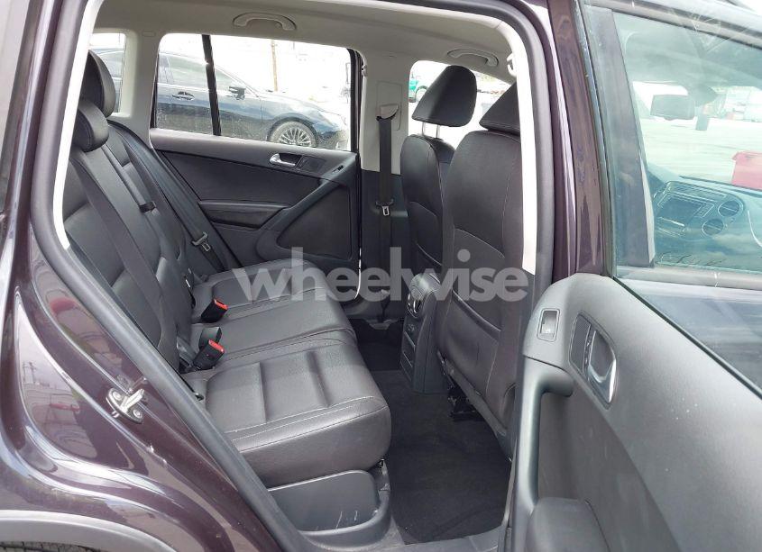 Photo 8 of 2016 Volkswagen Tiguan S (VIN WVGBV7AX6GW558257)