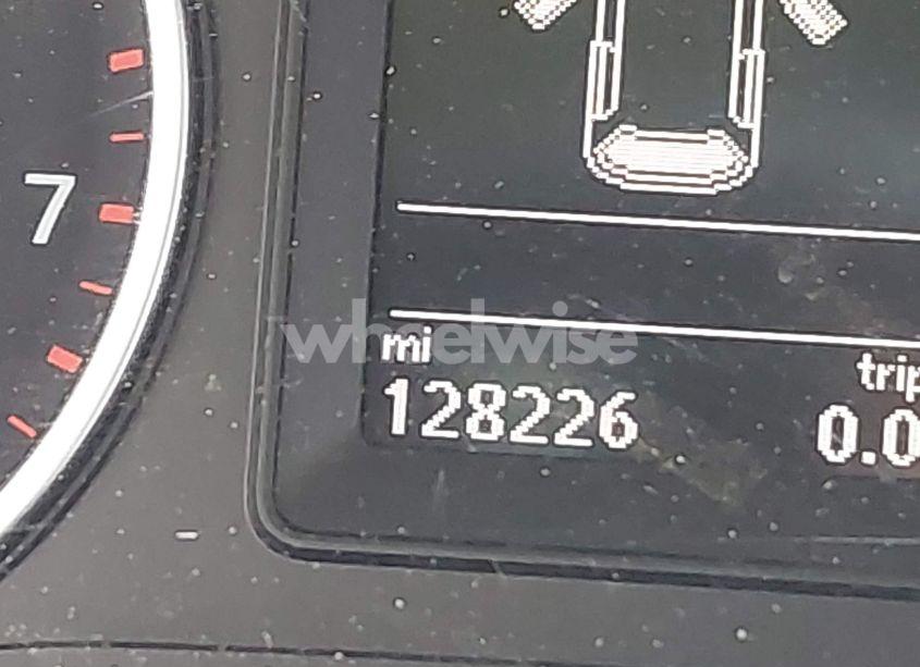 Photo 15 of 2016 Volkswagen Tiguan S (VIN WVGBV7AX6GW584857)