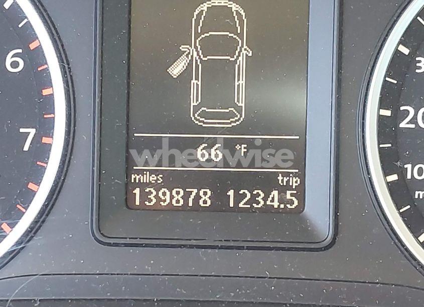 Photo 12 of 2011 Volkswagen Tiguan SE (VIN WVGBV7AX7BW529097)